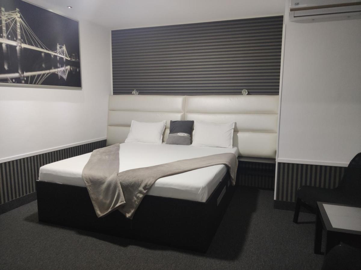 Hello Villa Bucureşti Eksteriør bilde